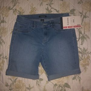 d.jeans. Bermuda Shorts